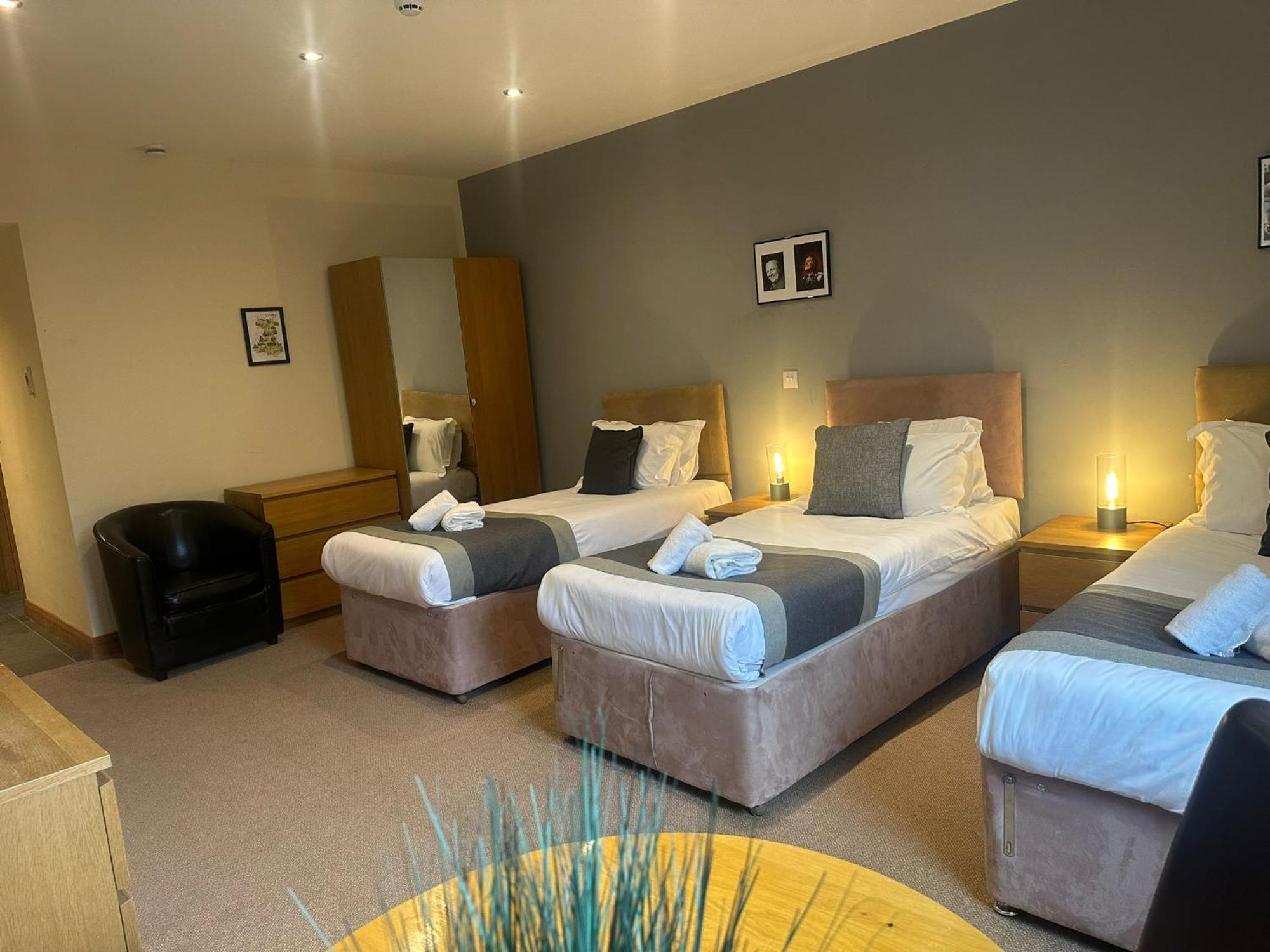 Afan Lodge Порт Толбът Екстериор снимка