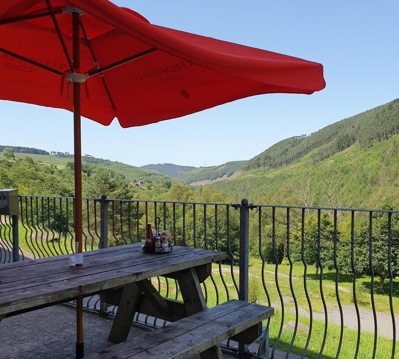Afan Lodge Порт Толбът Екстериор снимка
